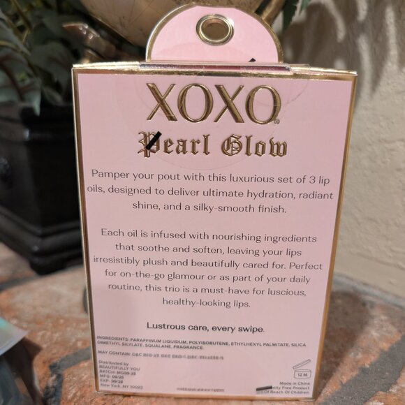 XOXO “Pearl Glow” 3-Piece Keychain Lip Gloss Set NWT - Picture 2 of 3